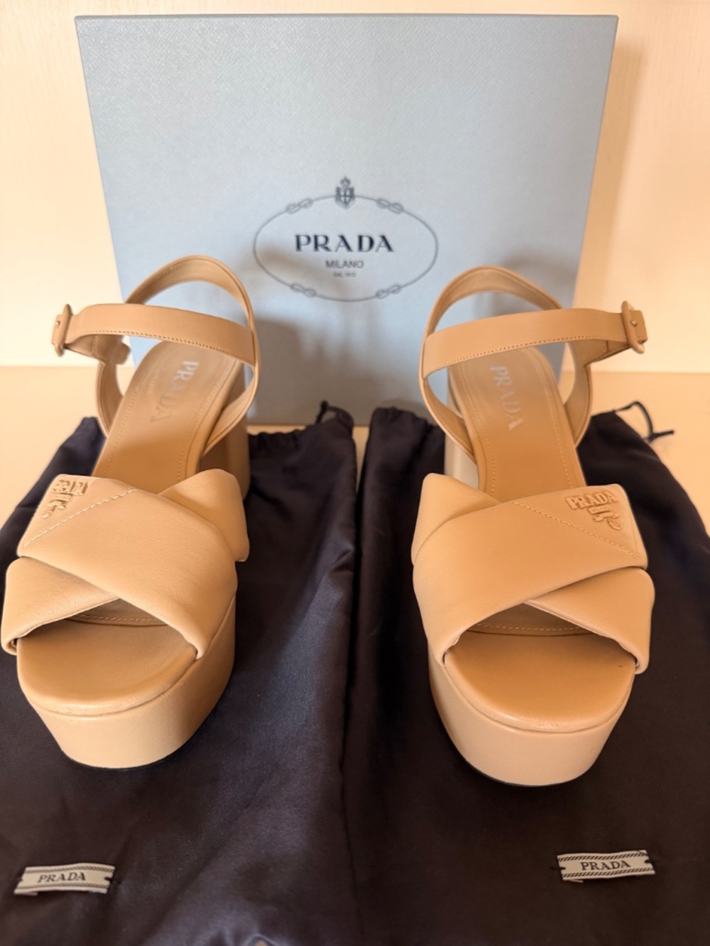 Sandal - Picture 2 of 9